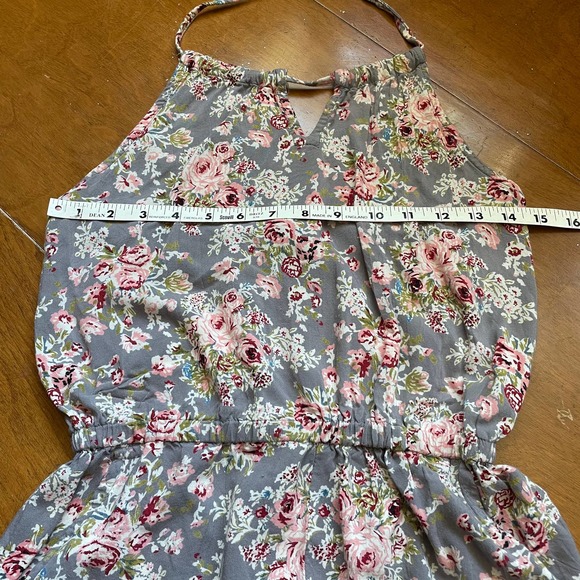 Romper Halter Top S Angie Gray Grey Floral Pockets Shirred Back Light Weight - Picture 5 of 8